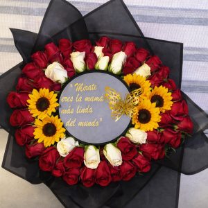 Bouquet espejo 60 rosas